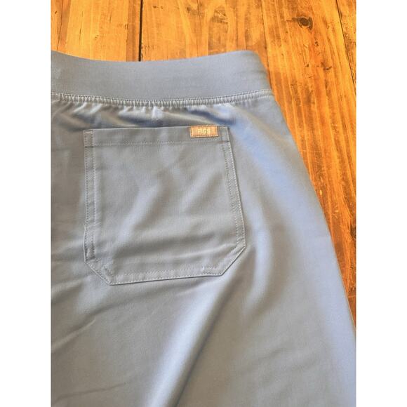 Figs Scrub Pants Size Large Petite Ceil Blue Livingston Technical Collection - Picture 12 of 13